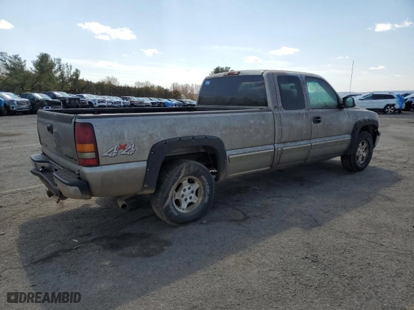 2000 Chevrolet Silverado 1500 LT with VIN 1GCEK19T8YE412765, listed as a Copart auction lot 50447575 with NaN miles and Clean Title. Bid and sale history available at carsss.com. Image 3.