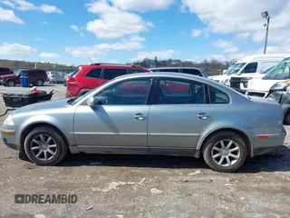 2004 Volkswagen Passat GLS z VIN WVWPD63B04E229578, wystawiony jako IAAI lot #41994869 z przebiegiem 136 746 mil mil oraz . Historia ofert i sprzedaży dostępna na DreamBid. Obrazek 14.