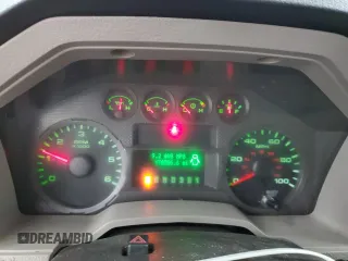 2010 Ford F-250 XL z VIN 1FTSW2BY2AEA50649, wystawiony jako Copart lot #60865215 z przebiegiem 178 506 mil mil oraz Szkoda całkowita • Salvage title. Historia ofert i sprzedaży dostępna na DreamBid. Obrazek 9.