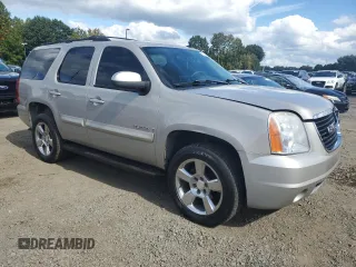 2007 GMC Yukon SLT with VIN 1GKFK13067J145249, listed as a Copart auction lot 73796204 with 185,683 mi miles and Clean Title. Bid and sale history available at carsss.com. Image 4.