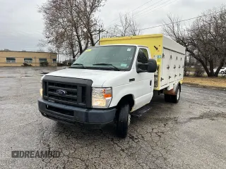 2017 Ford Econoline Commercial with VIN 1FDXE4FS0HDC69020, listed as a Copart auction lot 87970525 with 165,607 mi miles and Clean Title. Bid and sale history available at carsss.com. Image 1.