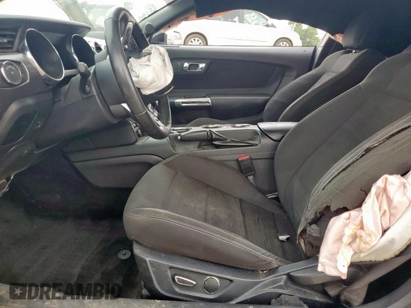 2016 Ford Mustang EcoBoost z VIN 1FA6P8TH4G5326330, wystawiony jako Copart lot #57402025 z przebiegiem 108 229 mil mil oraz Szkoda całkowita • Salvage title. Historia ofert i sprzedaży dostępna na DreamBid. Obrazek 7.