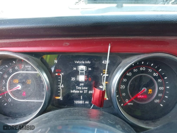 2022 Jeep Gladiator Rubicon with VIN 1C6JJTBG9NL102133, listed as a IAAI auction lot 41547187 with 105,881 mi miles. Bid and sale history available at carsss.com. Image 7.