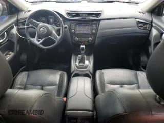 2017 Nissan Rogue SL with VIN 5N1AT2MV5HC800070, listed as a Copart auction lot 56041095 with 121,256 mi miles and Clean title. Bid and sale history available at DreamBid. Image 8.