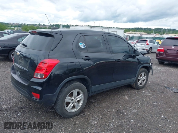 2020 Chevrolet Trax LS with VIN KL7CJNSB0LB055026, listed as a IAAI auction lot 42296812 with 62,958 mi miles and . Bid and sale history available at DreamBid. Image 4.