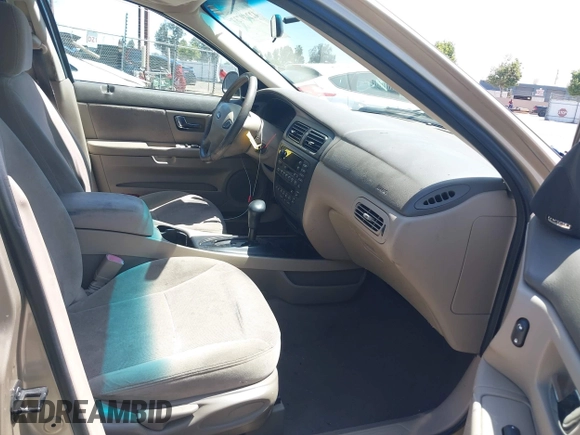 2000 Ford Taurus SEL with VIN 1FAFP56S3YA211717, listed as a IAAI auction lot 42249737 with 267,754 mi miles and . Bid and sale history available at DreamBid. Image 5.