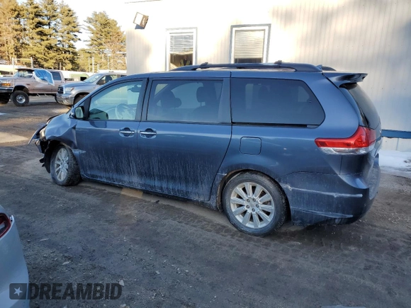 2013 Toyota Sienna XLE with VIN 5TDDK3DC7DS057882, listed as a Copart auction lot 47300525 with 147,990 mi miles and Salvage Title. Bid and sale history available at DreamBid. Image 2.