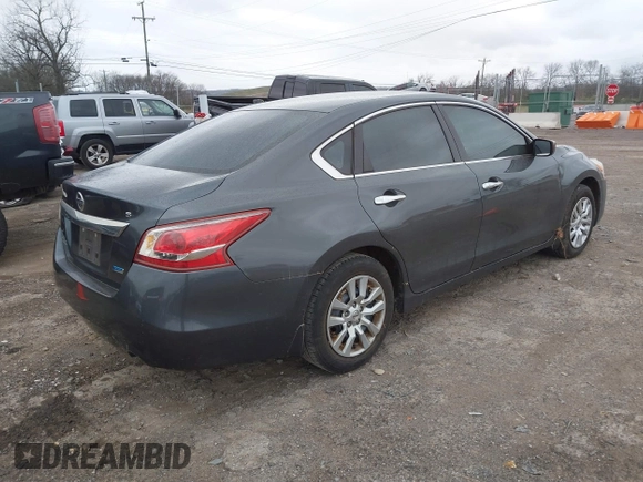 2013 Nissan Altima SV with VIN 1N4AL3AP2DN442155, listed as a IAAI auction lot 41837021 with 181,233 mi miles and . Bid and sale history available at carsss.com. Image 4.