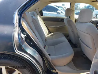 1994 Honda Accord EX with VIN JHMCD5652RC096984, listed as a IAAI auction lot 41734743 with 199,052 mi miles. Bid and sale history available at carsss.com. Image 8.