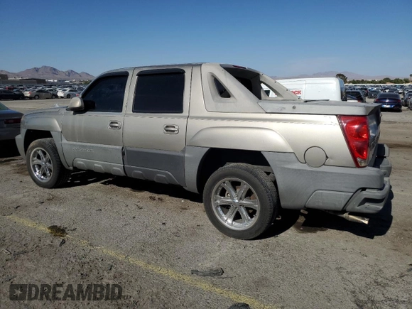 2002 Chevrolet Avalanche with VIN 3GNEC13T62G249465, listed as a Copart auction lot 58482255 with 209,864 mi miles and Clean title. Bid and sale history available at DreamBid. Image 2.