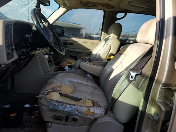 2005 GMC Yukon XL SLT with VIN 1GKFK16Z55J130300, listed as a Copart auction lot 89141545 with Not Provided miles and Clean Title. Bid and sale history available at carsss.com. Image 7.