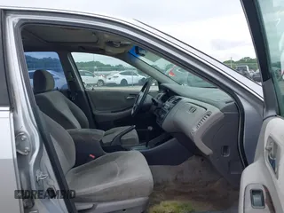 2002 Honda Accord SE с VIN 1HGCG56712A088663, выставлен на аукционе IAAI как лот 42520639 с пробегом 2 304 496 миль миль и . История ставок и продаж доступна на DreamBid. Изображение 5.