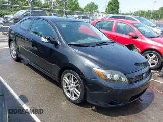 2009 Scion tC z VIN JTKDE167790276453, wystawiony jako IAAI lot #42169916 z przebiegiem 118 418 mil mil oraz . Historia ofert i sprzedaży dostępna na DreamBid. Obrazek 1.