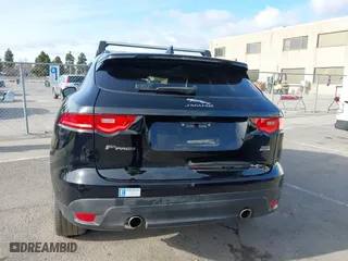 2017 Jaguar F-PACE 35t Premium with VIN SADCJ2BV6HA894918, listed as a IAAI auction lot 41712700 with 66,941 mi miles. Bid and sale history available at carsss.com. Image 16.