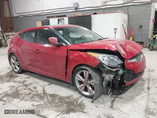 2016 Hyundai Veloster with VIN KMHTC6AD6GU283849, listed as a IAAI auction lot 41549641 with 62,750 mi miles. Bid and sale history available at carsss.com. Image 1.