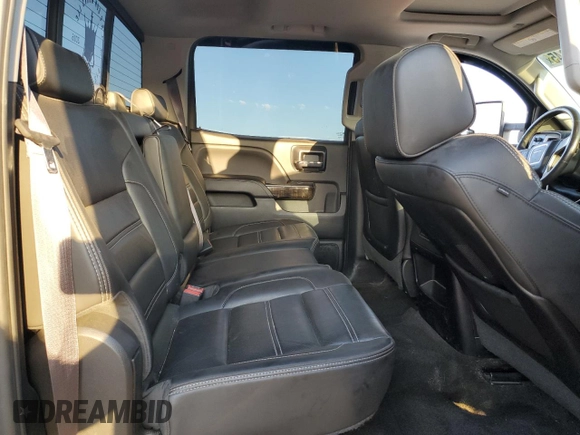 2015 GMC Sierra 2500HD Denali z VIN 1GT120E82FF136326, wystawiony jako Copart lot #55306345 z przebiegiem 181 532 mil mil oraz Szkoda całkowita • Salvage title. Historia ofert i sprzedaży dostępna na DreamBid. Obrazek 10.