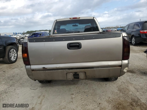 2000 Chevrolet Silverado 1500 with VIN 1GCEC14VXYZ225834, listed as a Copart auction lot 80225944 with 133,381 mi miles and Salvage Title. Bid and sale history available at carsss.com. Image 6.