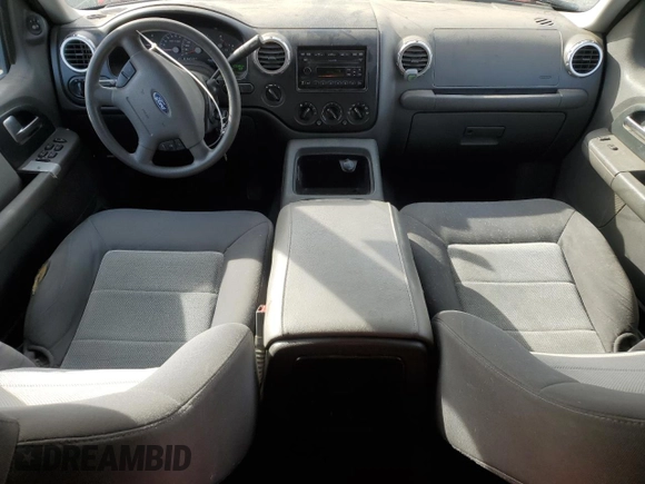2003 Ford Expedition Special Service with VIN 1FMPU16L63LC48388, listed as a Copart auction lot 48249845 with 293,564 mi miles and Salvage Title. Bid and sale history available at carsss.com. Image 8.