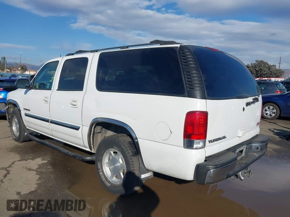 2005 GMC Yukon XL SLT with VIN 3GKEC16Z85G122203, listed as a IAAI auction lot 41441288 with 186,612 mi miles. Bid and sale history available at carsss.com. Image 3.