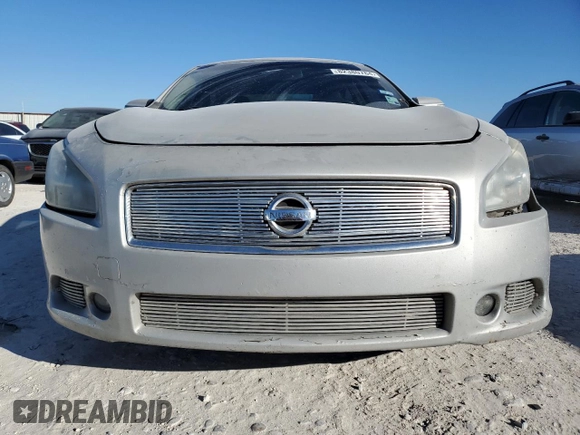 2010 Nissan Maxima SV with VIN 1N4AA5AP2AC802064, listed as a Copart auction lot 82380764 with 201,666 mi miles and Clean title. Bid and sale history available at DreamBid. Image 5.