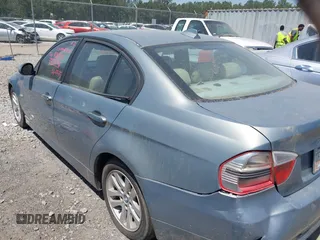 2007 BMW 3 Series 328xi with VIN WBAVC935X7KX55130, listed as a IAAI auction lot 42018618 with 232,500 mi miles and . Bid and sale history available at DreamBid. Image 3.