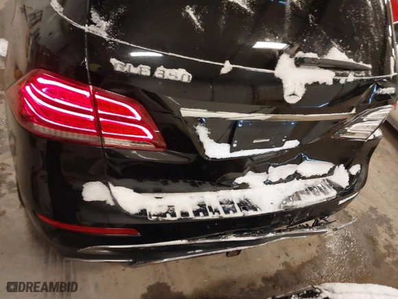 2016 Mercedes-Benz GLE with VIN 4JGDA5HB5GA797279, listed as a IAAI auction lot 41374979 with 92,672 mi miles. Bid and sale history available at carsss.com. Image 6.