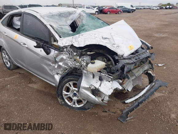 2015 Ford Fiesta SE with VIN 3FADP4BJ2FM220598, listed as a IAAI auction lot 41213342 with 1 mi miles. Bid and sale history available at carsss.com. Image 6.