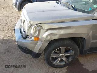 2017 Jeep Patriot High Altitude with VIN 1C4NJPFA7HD209381, listed as a IAAI auction lot 40698449 with 110,379 mi miles and . Bid and sale history available at carsss.com. Image 6.