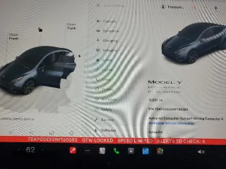 2024 Tesla Model Y Long Range с VIN 7SAYGDEE5RF130383, выставлен на аукционе Copart как лот 60263265 с пробегом 12 531 миль миль и Списание • Salvage title. История ставок и продаж доступна на DreamBid. Изображение 9.