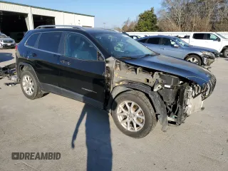 2018 Jeep Cherokee Latitude Plus with VIN 1C4PJLLB0JD512054, listed as a Copart auction lot 46856135 with 171,658 mi miles and Salvage Title. Bid and sale history available at carsss.com. Image 4.