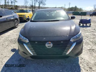 2024 Nissan Sentra S z VIN 3N1AB8BV9RY206493, wystawiony jako Copart lot #47537095 z przebiegiem 33 480 mil mil oraz Szkoda całkowita • Salvage title. Historia ofert i sprzedaży dostępna na DreamBid. Obrazek 5.