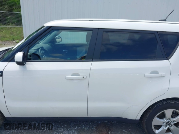 2018 Kia Soul with VIN KNDJN2A21J7561561, listed as a IAAI auction lot 42217257 with 41,911 mi miles and . Bid and sale history available at DreamBid. Image 14.