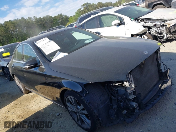 2018 Mercedes-Benz C 300 with VIN 55SWF4JB0JU235841, listed as a IAAI auction lot 42041362 with 51,010 mi miles and . Bid and sale history available at carsss.com. Image 13.