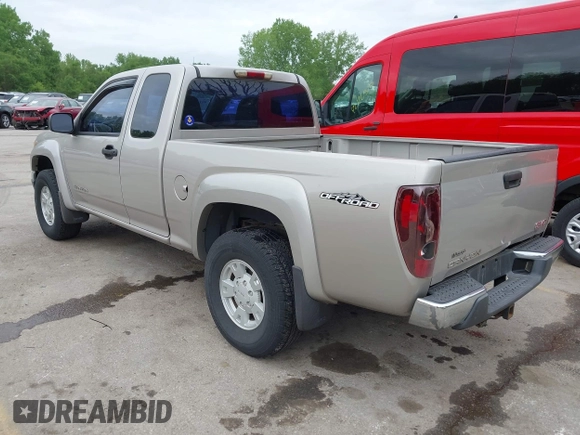 2004 GMC Canyon SLE Z71 with VIN 1GTDS196448215817, listed as a IAAI auction lot 42149485 with 132,760 mi miles. Bid and sale history available at carsss.com. Image 3.
