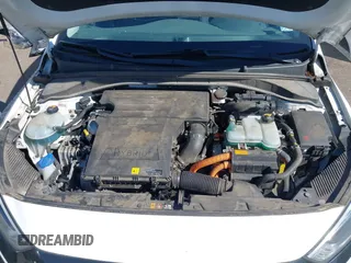 2017 Hyundai Ioniq SEL z VIN KMHC75LC5HU048413, wystawiony jako IAAI lot #42073696 z przebiegiem 81 467 mil mil oraz . Historia ofert i sprzedaży dostępna na DreamBid. Obrazek 10.