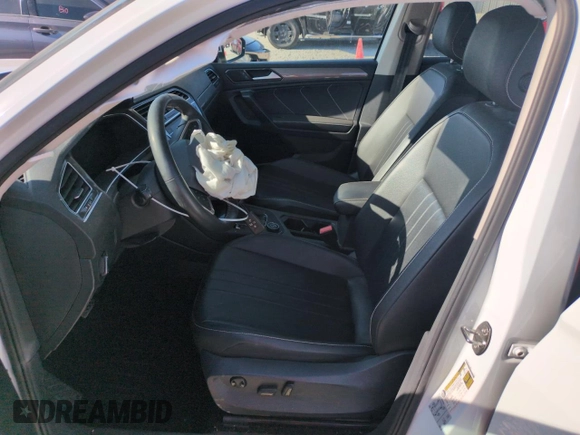 2022 Volkswagen Tiguan SE with VIN 3VV2B7AX4NM049103, listed as a Copart auction lot 61491515 with 39,658 mi miles and Salvage title. Bid and sale history available at DreamBid. Image 7.