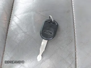 2006 Ford F-150 XLT с VIN 1FTPX04576KA89613, выставлен на аукционе IAAI как лот 42710155 с пробегом Не указан миль и . История ставок и продаж доступна на DreamBid. Изображение 11.
