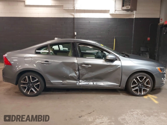 2018 Volvo S60 Dynamic with VIN YV140MTL8J2461042, listed as a IAAI auction lot 42093883 with 24,374 mi miles. Bid and sale history available at carsss.com. Image 13.