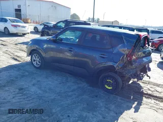 2020 Kia Soul LX with VIN KNDJ23AU2L7012020, listed as a IAAI auction lot 41459734 with 201,605 mi miles. Bid and sale history available at carsss.com. Image 3.
