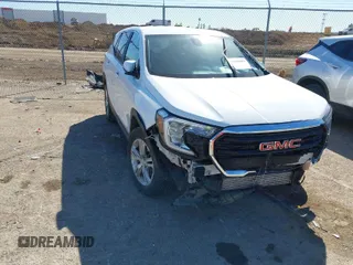 2022 GMC Terrain SLE with VIN 3GKALMEV1NL289914, listed as a IAAI auction lot 41694481 with 60,369 mi miles. Bid and sale history available at carsss.com. Image 1.