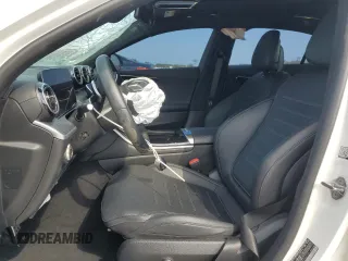 2022 Mercedes-Benz C 300 with VIN W1KAF4GB8NR047934, listed as a Copart auction lot 48605975 with 37,096 mi miles and Non Repairable. Bid and sale history available at DreamBid. Image 7.