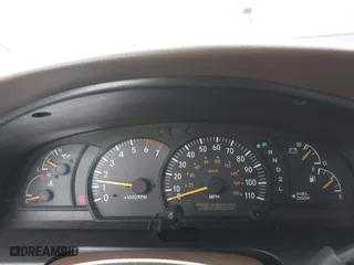 2004 Toyota Tundra SR5 with VIN 5TBRT34174S449772, listed as a IAAI auction lot 41942624 with 331,382 mi miles. Bid and sale history available at carsss.com. Image 7.