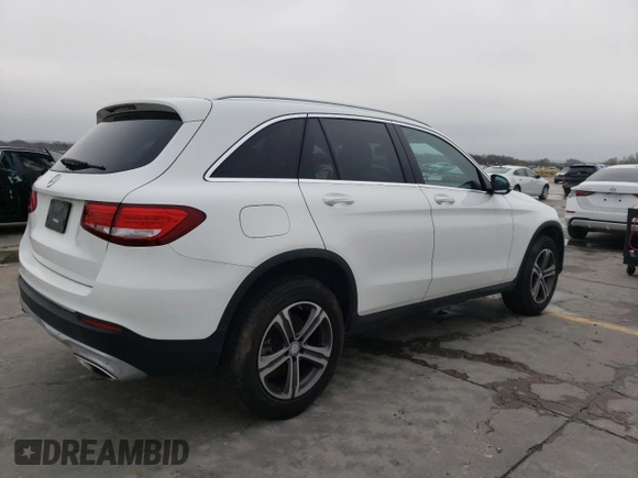 2016 Mercedes-Benz GLC with VIN WDC0G4JB4GF106813, listed as a Copart auction lot 69572062 with 27,026 mi miles. Bid and sale history available at carsss.com. Image 3.