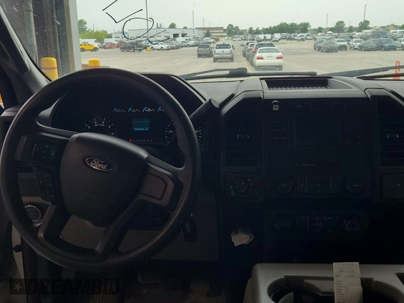 2016 Ford F-150 XLT with VIN 1FTFX1EF2GKD19438, listed as a IAAI auction lot 42610430 with 165,618 mi miles and . Bid and sale history available at DreamBid. Image 60.