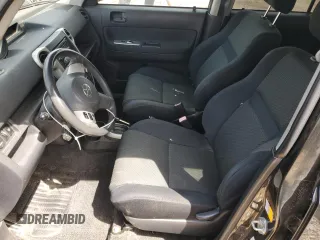 2006 Scion xB z VIN JTLKT324864112228, wystawiony jako Copart lot #53799295 z przebiegiem 145 024 mil mil oraz Szkody całkowita. Historia ofert i sprzedaży dostępna na DreamBid. Obrazek 7.