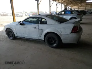 2002 Ford Mustang GT Deluxe with VIN 1FAFP42XX2F123530, listed as a Copart auction lot 60904235 with Not provided miles and Clean title. Bid and sale history available at DreamBid. Image 2.