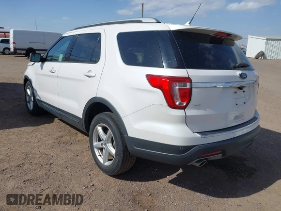 2018 Ford Explorer XLT with VIN 1FM5K7D87JGC94039, listed as a IAAI auction lot 41935900 with 46,939 mi miles and . Bid and sale history available at DreamBid. Image 3.