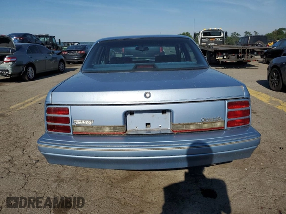 1993 Oldsmobile Cutlass Ciera S z VIN 1G3AG54N3P6330824, wystawiony jako Copart lot #59590864 z przebiegiem 2 689 mil mil oraz Czysty tytuł • Clean title. Historia ofert i sprzedaży dostępna na DreamBid. Obrazek 6.