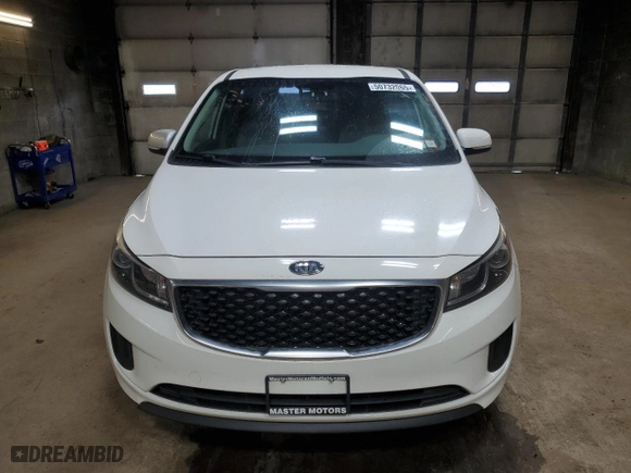 2015 Kia Sedona L with VIN KNDMA5C18F6039912, listed as a Copart auction lot 50732065 with 104,427 mi miles and Salvage Title. Bid and sale history available at carsss.com. Image 5.