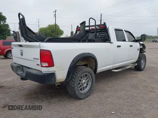 2012 Ram 2500 ST z VIN 3C6UD5HL7CG151684, wystawiony jako IAAI lot #42254751 z przebiegiem 205 423 mil mil oraz . Historia ofert i sprzedaży dostępna na DreamBid. Obrazek 4.